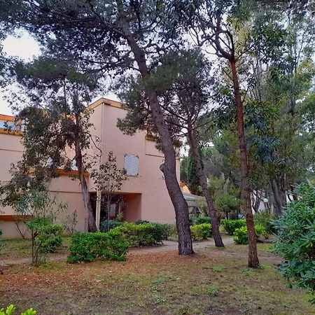 Apartment 2 Pieces Avec Loggia A 150m De La Plage, Animaux Acceptes, Garage Compris - Fr-1-776-111